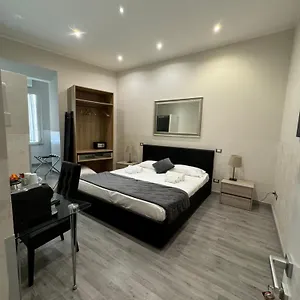 Affittacamere Rhs Rienzo, Roma